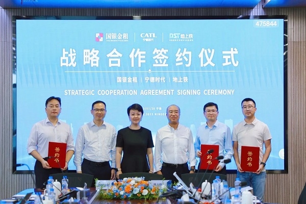 15萬輛新能源物流車！10GWh！寧德時代動力電池又迎大客戶