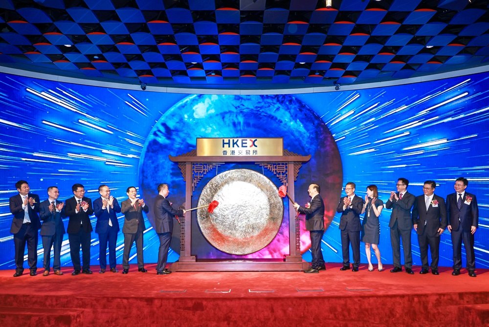 手握3213億現金仍赴港上市，不差錢的寧德時代“暴露野心”！