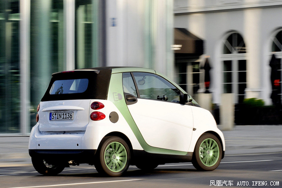 smart推出電池租賃業(yè)務(wù) 推動(dòng)電動(dòng)車(chē)發(fā)展