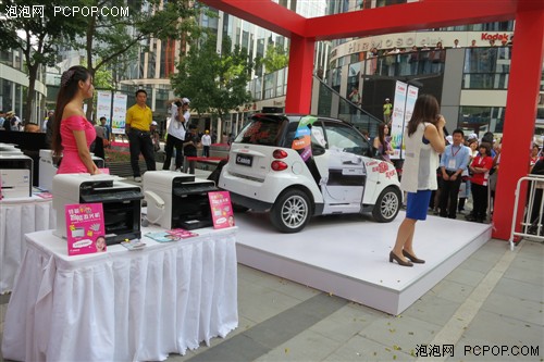 正能量！佳能smart跨界車(chē)亮相三里屯 