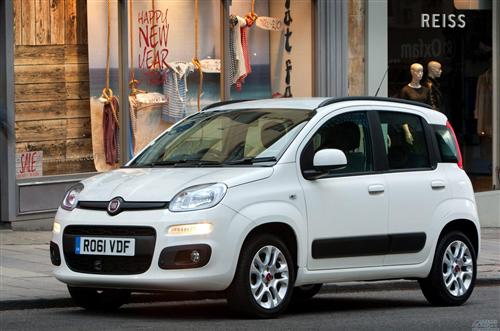 蓋世汽車訊 據(jù)英國《Autocar》雜志日前報(bào)道，菲亞特決定放棄開發(fā)氫燃料電池車，將精力集中于壓縮天然氣（Compressed Natural Gas，CNG）技術(shù)。