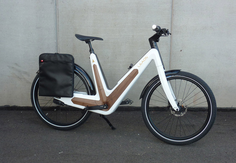 leaos太陽能電動自行車 依靠插電充電電池來驅動 leaos太陽能電動自行車 依靠插電充電電池來驅動