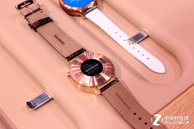盡顯奢華 華為發布女士款HUAWEI WATCH