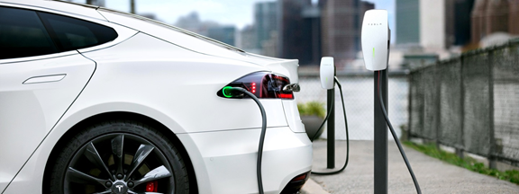 電動汽車，紐約擴建電動汽車基礎設施