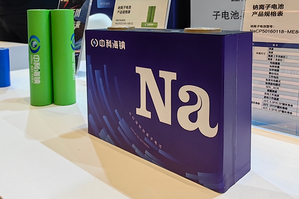 中科院物理所等揭示硬碳負(fù)極支持鈉離子電池快充機(jī)制