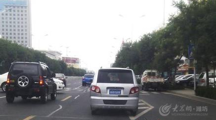 濰坊四輪代步車普遍 部分地區已實行上牌管理 濰坊四輪代步車普遍 部分地區已實行上牌管理