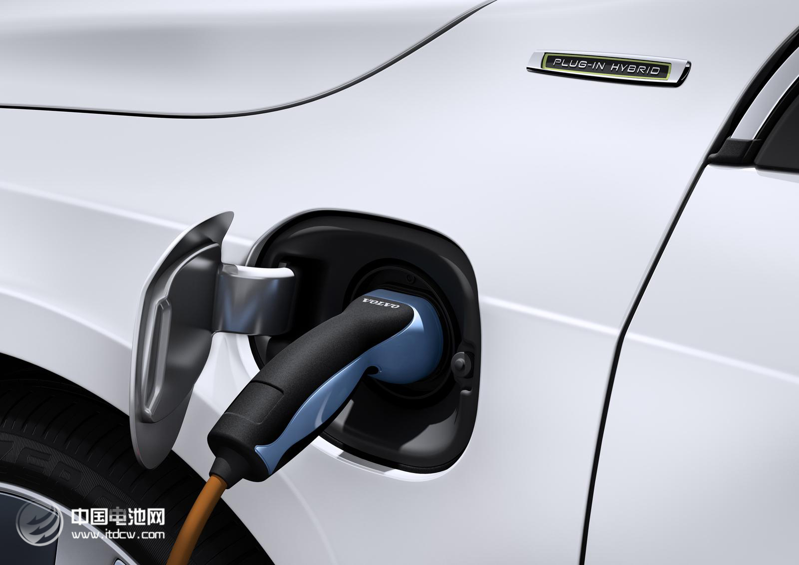 銷量與口碑兼得 插電式混合動(dòng)力車仍“步步驚心”？