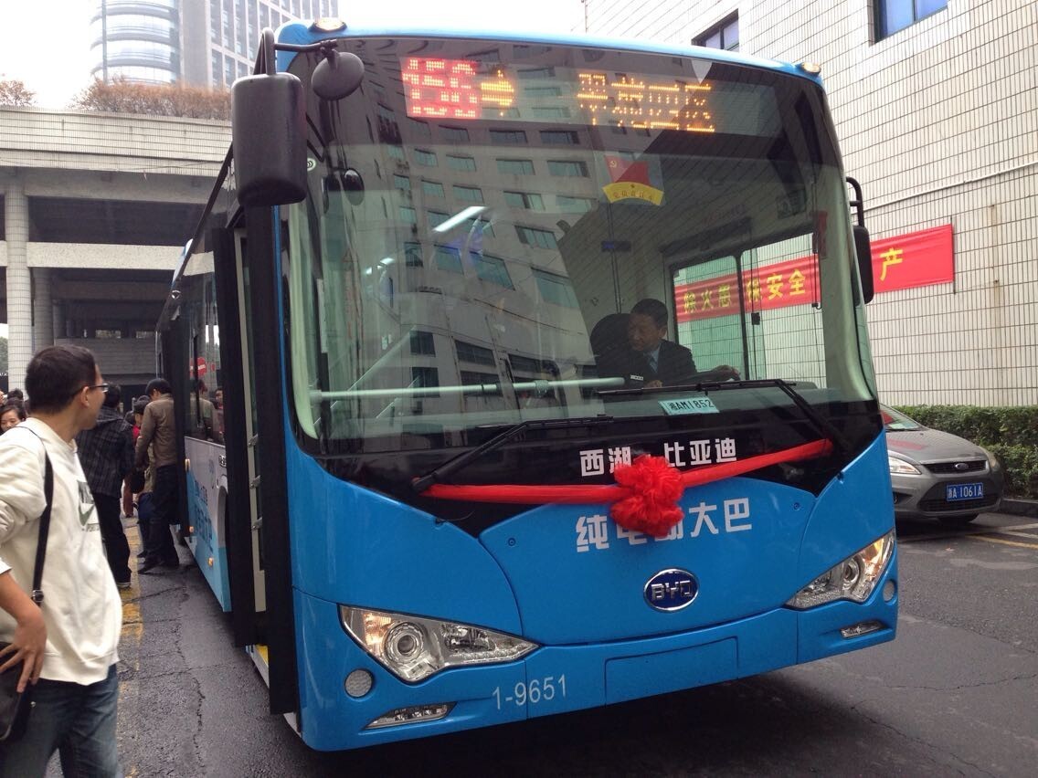 杭州156路新能源電動車上路 覆蓋4G網(wǎng)絡信號