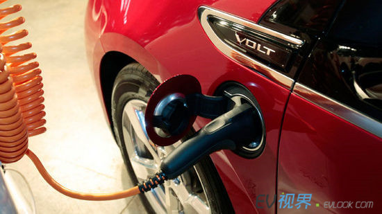 200萬電動續航僅百余 電動車實用性仍存疑 200萬電動續航僅百余 電動車實用性仍存疑