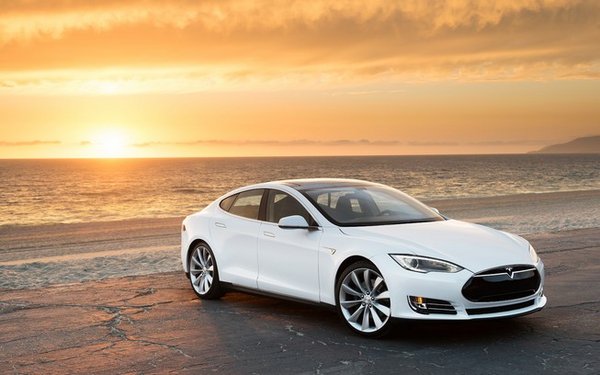 奧迪推全新電動車續(xù)航能力480公里 劍指特斯拉Model S