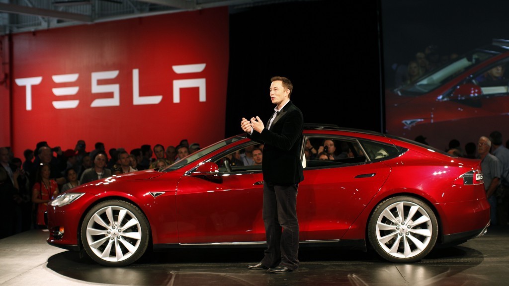 侯延琨：特斯拉能否打破中國式電動車發展困境？