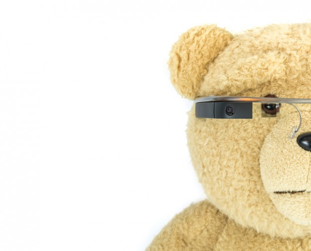 從驚艷到沒落:Google Glass兩年沒起來 價格?功能? 從驚艷到沒落:Google Glass兩年沒起來 價格?功能?