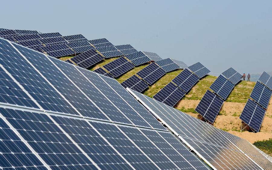 中國上調(diào)2015年裝機目標為17.8GW 太陽能價格望止跌回穩(wěn)