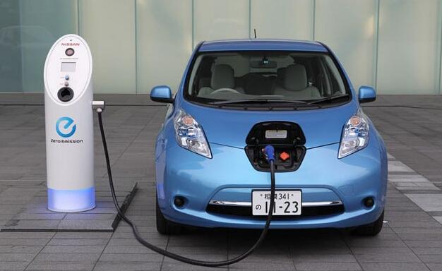 北京將建2000根充電樁 二成車位擬配充電樁接口 北京將建2000根充電樁 二成車位擬配充電樁接口