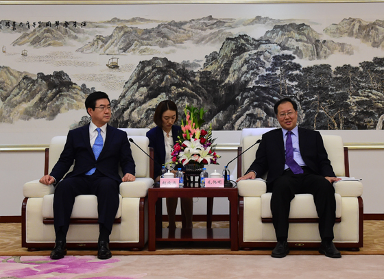 工信部副部長毛偉明會見韓國三星SDI總裁趙南成 工信部副部長毛偉明會見韓國三星SDI總裁趙南成