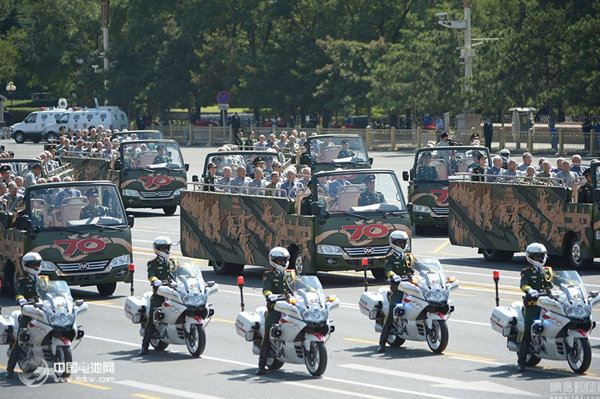 安凱客車：約200輛各類客車服務于閱兵式