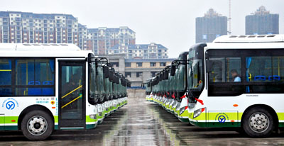 武漢新能源公交車將達(dá)100臺 530路外環(huán)集體換車