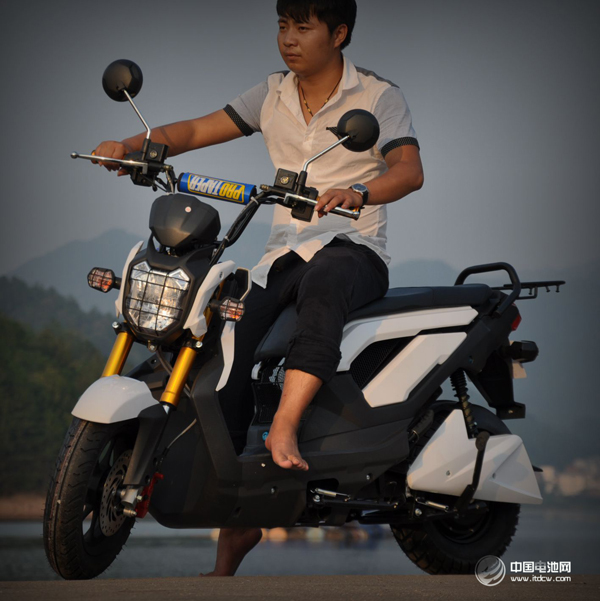 雅迪電動車