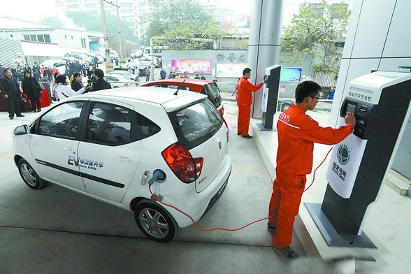 電動(dòng)汽車不愁充電  深圳有多少個(gè)充電樁？
