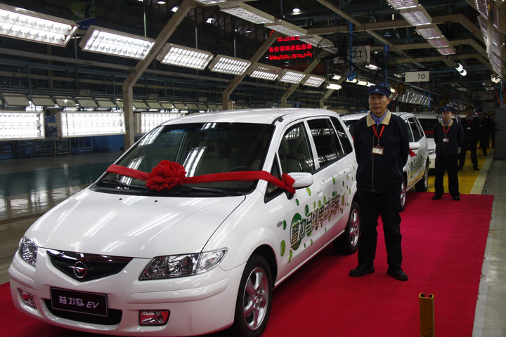 海口新能源與清潔能源出租車率達(dá)100% 海口新能源與清潔能源出租車率達(dá)100%