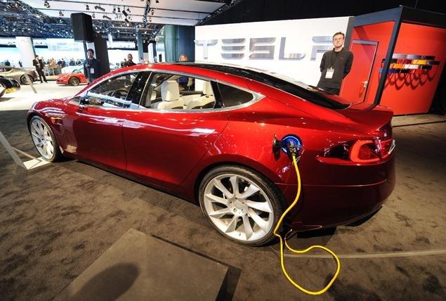 特斯拉會成為下一個蘋果嗎？Model 3預訂火爆
