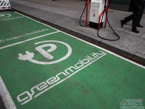 德國砸11億美元做補(bǔ)貼 在德電動車銷量或爆增十倍