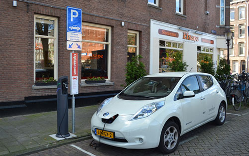 日產在英國推出電動汽車試點 車主可出售多余電量 日產在英國推出電動汽車試點 車主可出售多余電量
