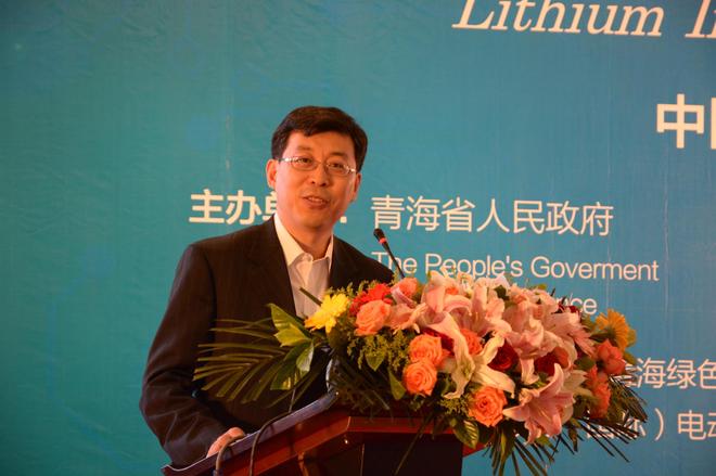 國務(wù)院發(fā)展研究中心企業(yè)所副所長研究員，中國電動(dòng)汽車百人會(huì)首席專家張永偉