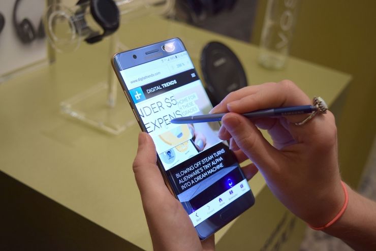 三星手機(jī)全球召回Note7獨(dú)中國例外 國行版未用問題電池