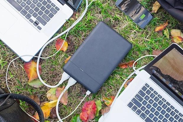 簡直是充電寶中的戰斗機 居然能給筆記本充電