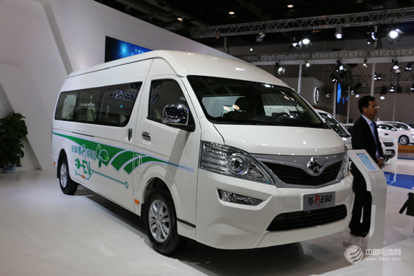 用生態能源推動新能源汽車發展 黃標車即將一去不復返