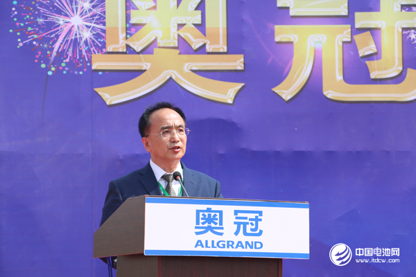中國電器工業(yè)協(xié)會鉛酸蓄電池分會理事長/沈陽蓄電池研究所所長張瑞