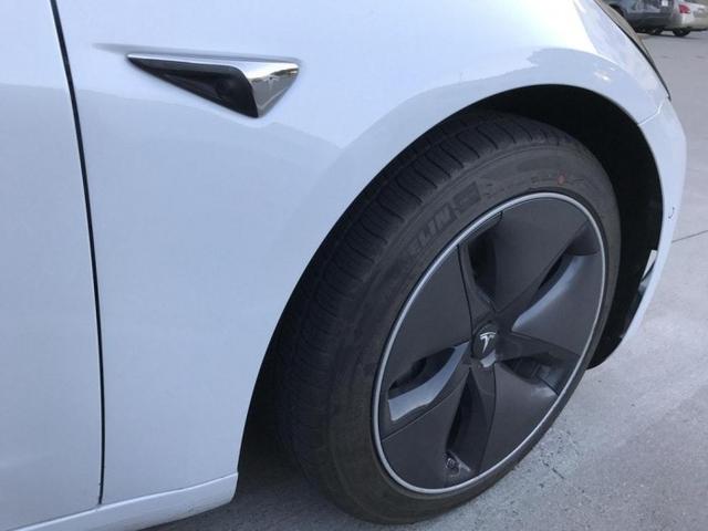 Model 3新照揭開最終版設計  續航可達483公里