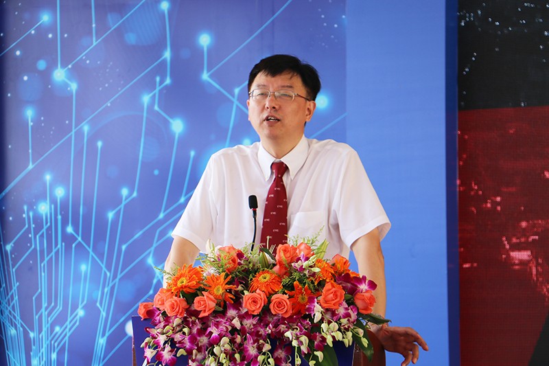億緯鋰能董事長兼總裁劉金成博士 億緯鋰能董事長兼總裁劉金成博士