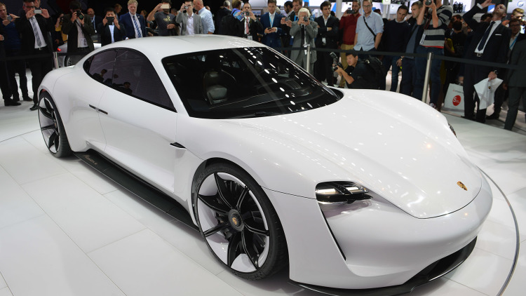 保時捷：2023年之前電動汽車將占銷量“半壁江山”