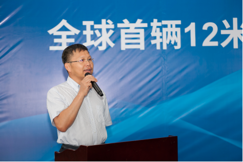 福建坤孚董事長石秉鈞在揭幕儀式上致辭 福建坤孚董事長石秉鈞在揭幕儀式上致辭
