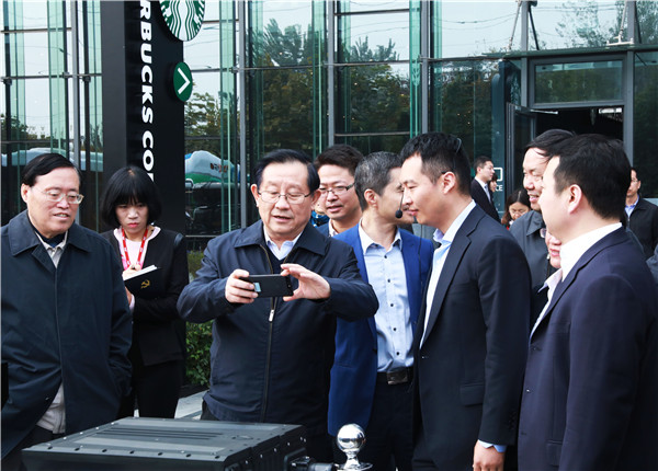 萬(wàn)鋼視察北京億華通 指出氫燃料電池客車(chē)發(fā)展方向 萬(wàn)鋼視察北京億華通 指出氫燃料電池客車(chē)發(fā)展方向