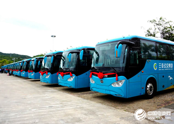 三亞投運(yùn)60輛比亞迪C8純電動(dòng)客車 打造綠色城際旅游公交示范線
