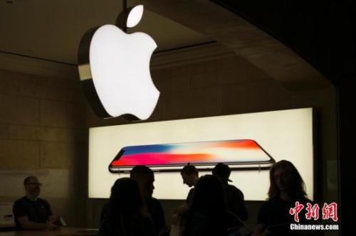 蘋果稱下月iPhone用戶可自選是否降速 多疑問仍待解 蘋果稱下月iPhone用戶可自選是否降速 多疑問仍待解
