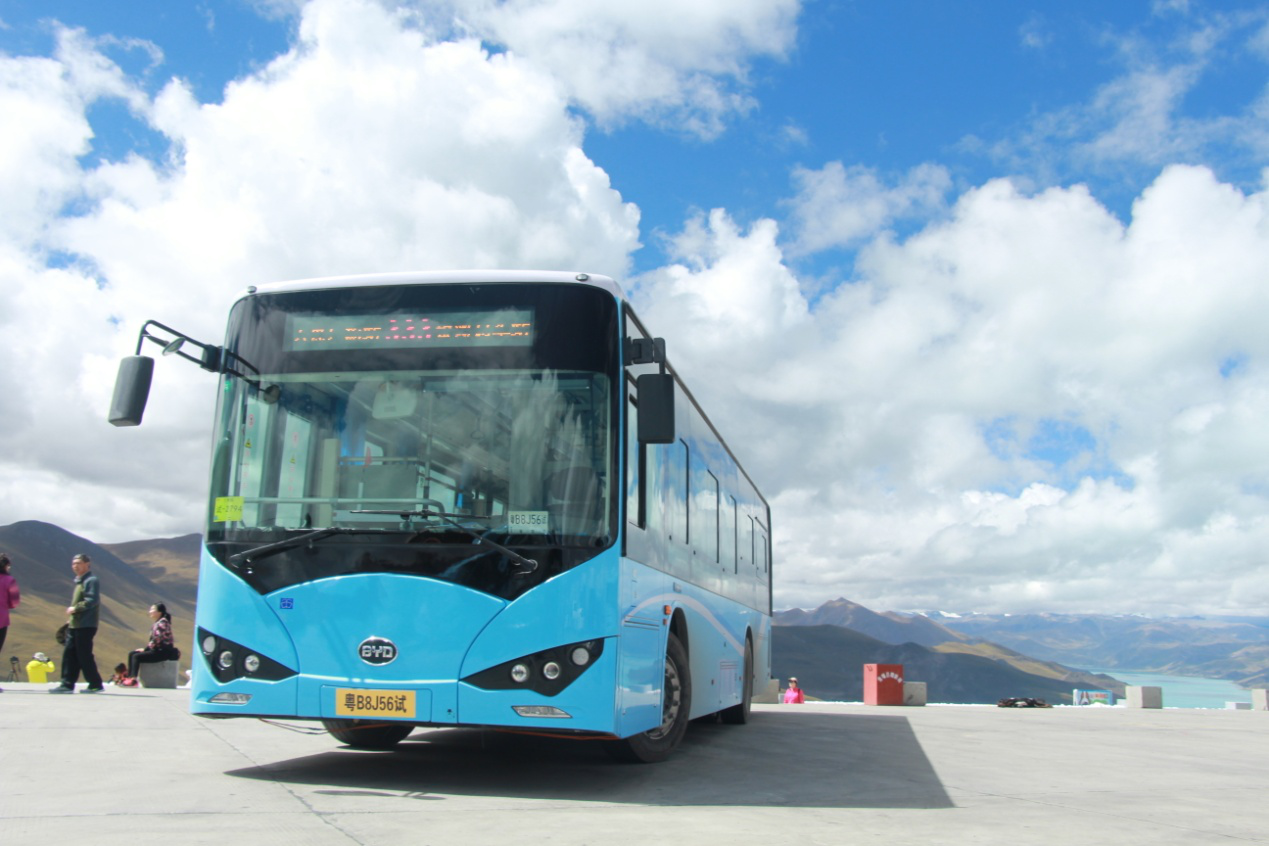 首開(kāi)極限測(cè)試先河！比亞迪K8純電動(dòng)客車(chē)“三高”挑戰(zhàn)圓滿成功