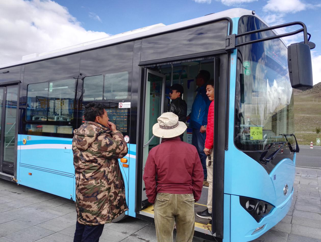 首開(kāi)極限測(cè)試先河！比亞迪K8純電動(dòng)客車(chē)“三高”挑戰(zhàn)圓滿成功
