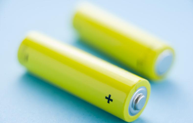 新突破:新材料讓鋰離子電池容量大幅提升 新突破:新材料讓鋰離子電池容量大幅提升