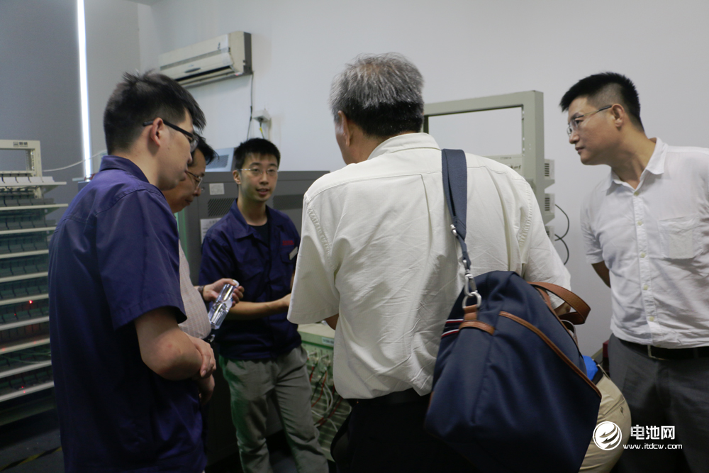 中國鋰電新能源產業鏈調研團一行參觀湖州創亞