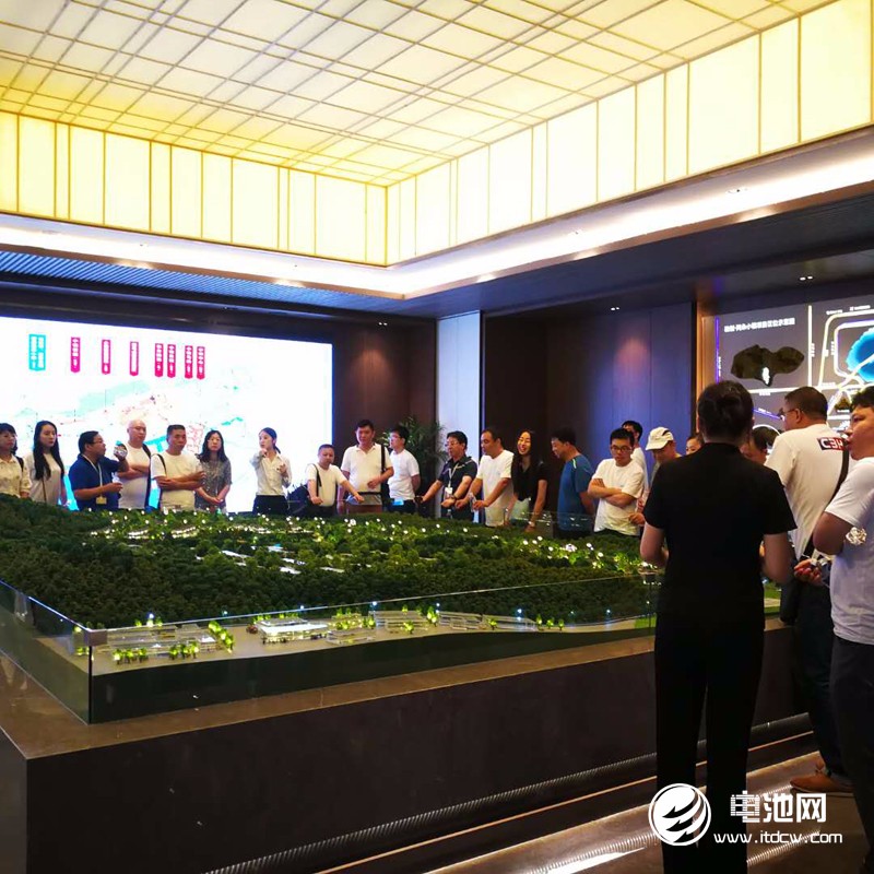 問(wèn)道金沙灘 電池百人會(huì)企業(yè)家共享青山綠水盛宴