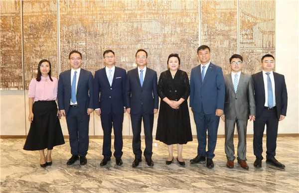 吉利、長城今天握手言和!攜手做強中國品牌! 吉利、長城今天握手言和!攜手做強中國品牌!