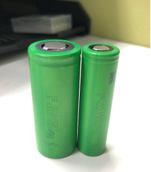 左26650FTC，右18650VTC