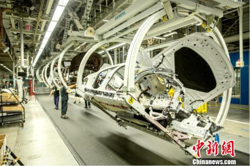 華晨寶馬鐵西工廠生產(chǎn)車(chē)間。資料圖