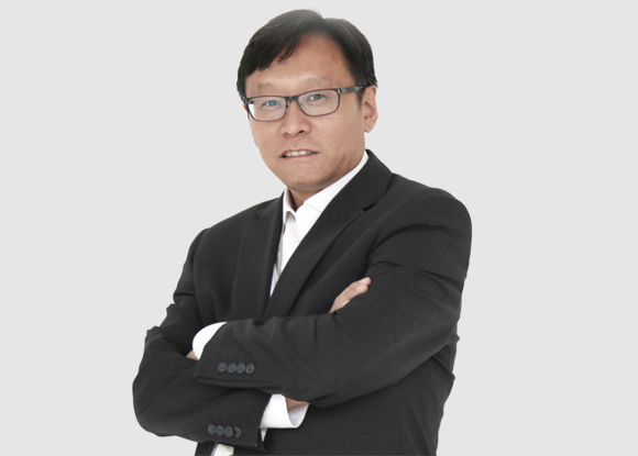 長(zhǎng)城華冠、前途汽車董事長(zhǎng)陸群