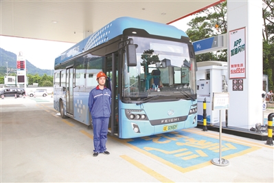 全國(guó)首座油氫合建站啟用 日加氫能力達(dá)到500kg