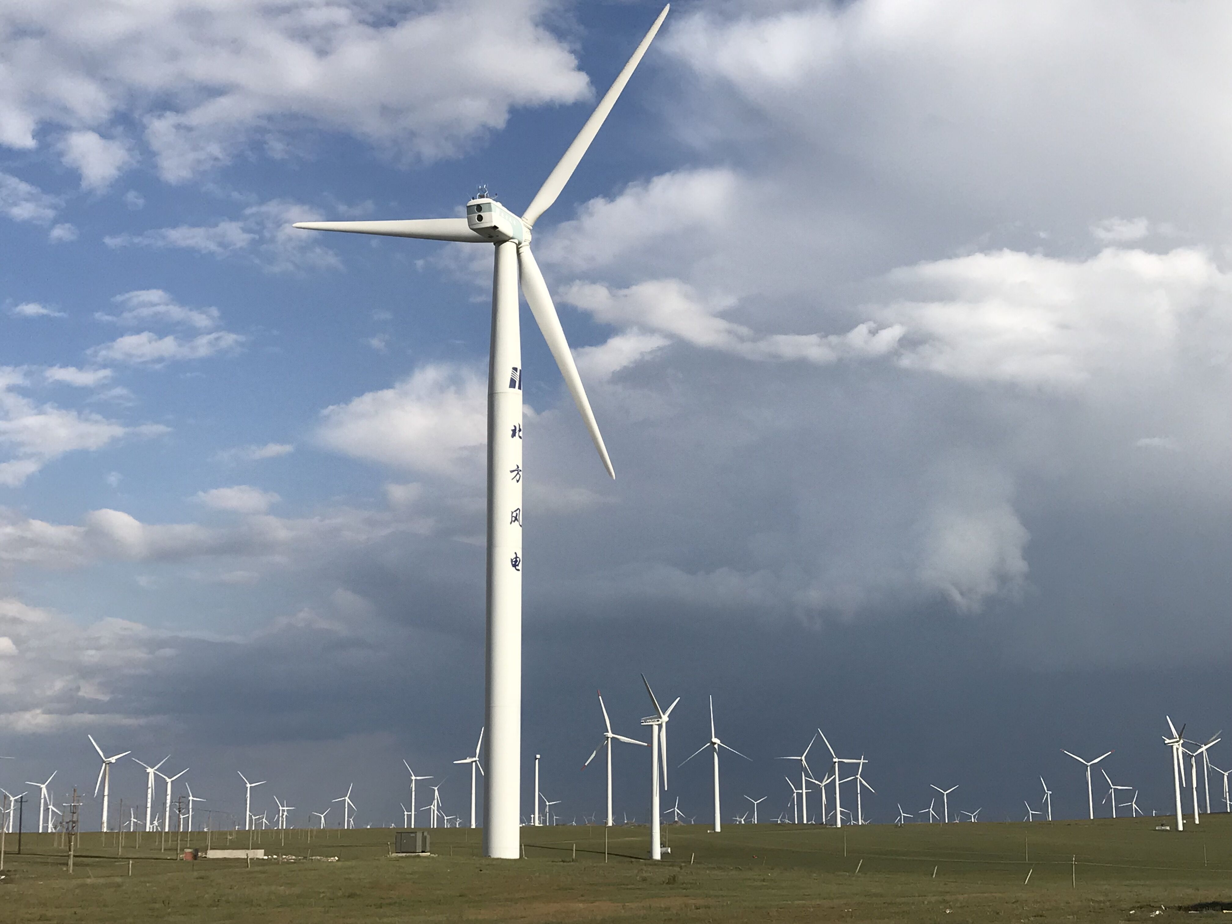 北方風電在內蒙古烏蘭察布黃花溝的風電場